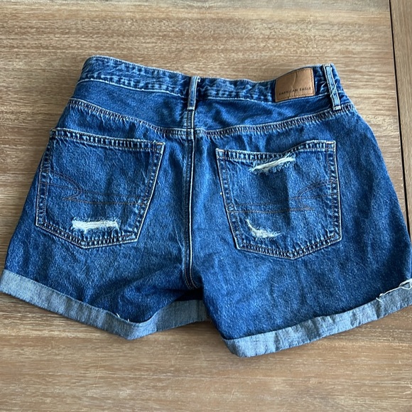 American Eagle cuffed jean short size 0 medium washed * - Picture 2 of 3